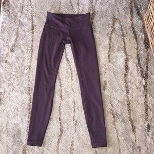 Plum lululemon pants.